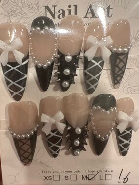 Sexy Goth handmade nails